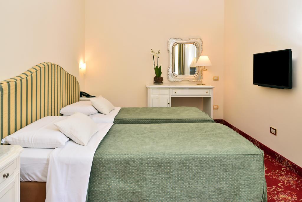 Grand Hotel Cadenabbia Εξωτερικό φωτογραφία