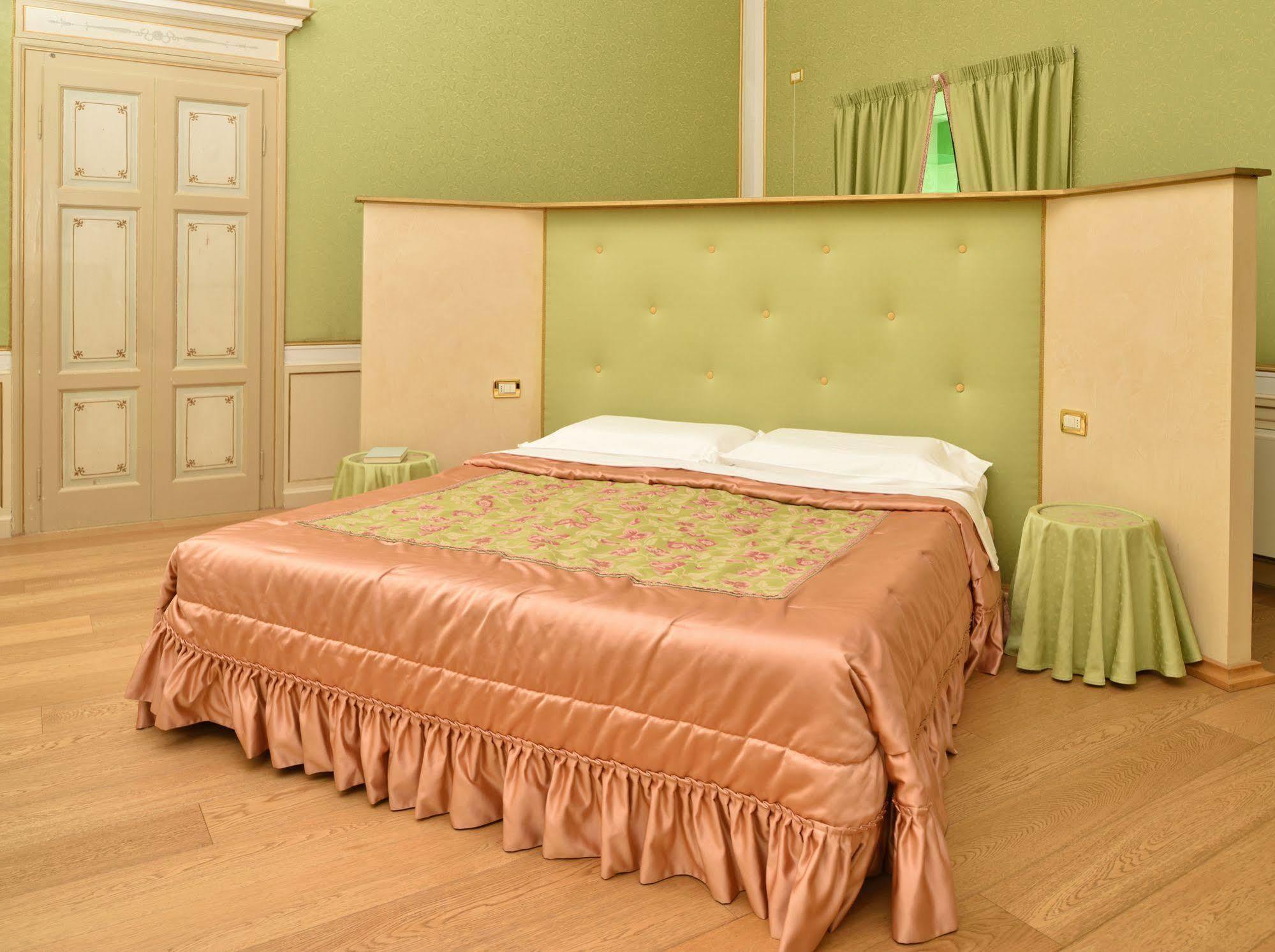 Grand Hotel Cadenabbia Εξωτερικό φωτογραφία
